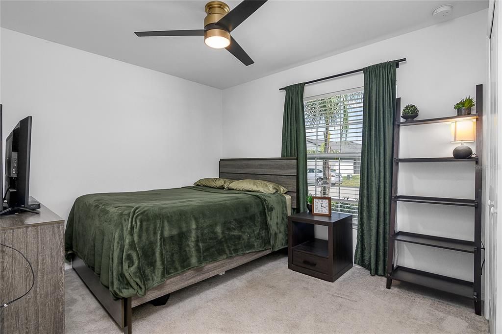 For Sale: $349,000 (4 beds, 2 baths, 1937 Square Feet)