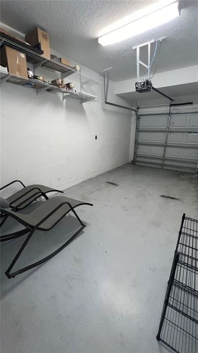 Под контрактом: $303,900 (3 спален, 2 ванн, 1741 Квадратных фут)