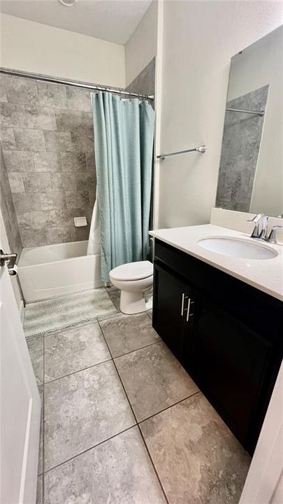 Под контрактом: $303,900 (3 спален, 2 ванн, 1741 Квадратных фут)