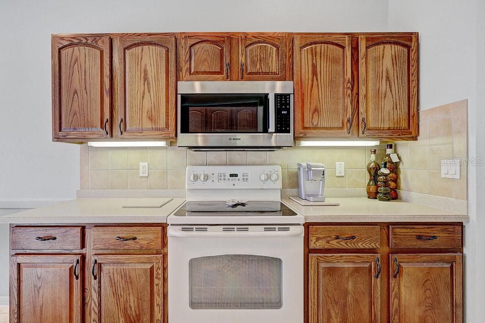 Activo con contrato: $250,000 (2 camas, 2 baños, 1497 Pies cuadrados)