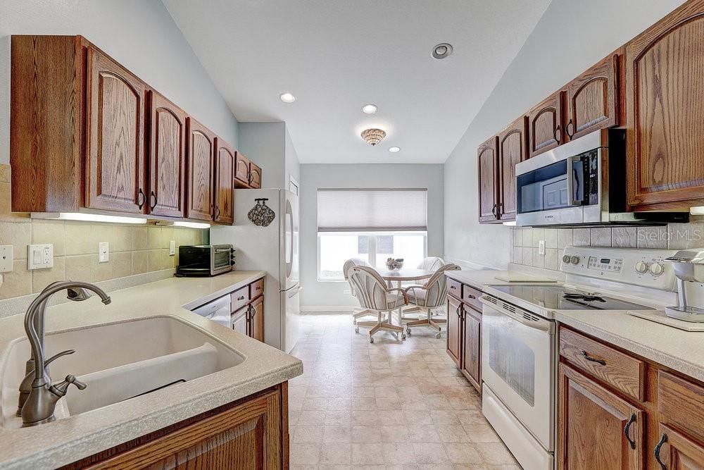 Activo con contrato: $250,000 (2 camas, 2 baños, 1497 Pies cuadrados)