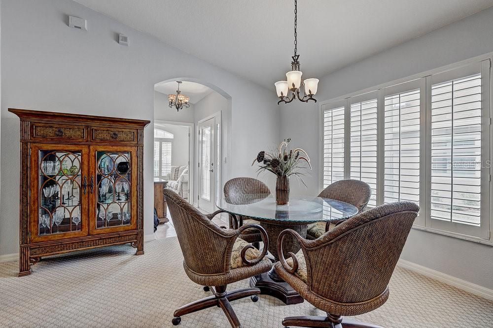 Activo con contrato: $250,000 (2 camas, 2 baños, 1497 Pies cuadrados)