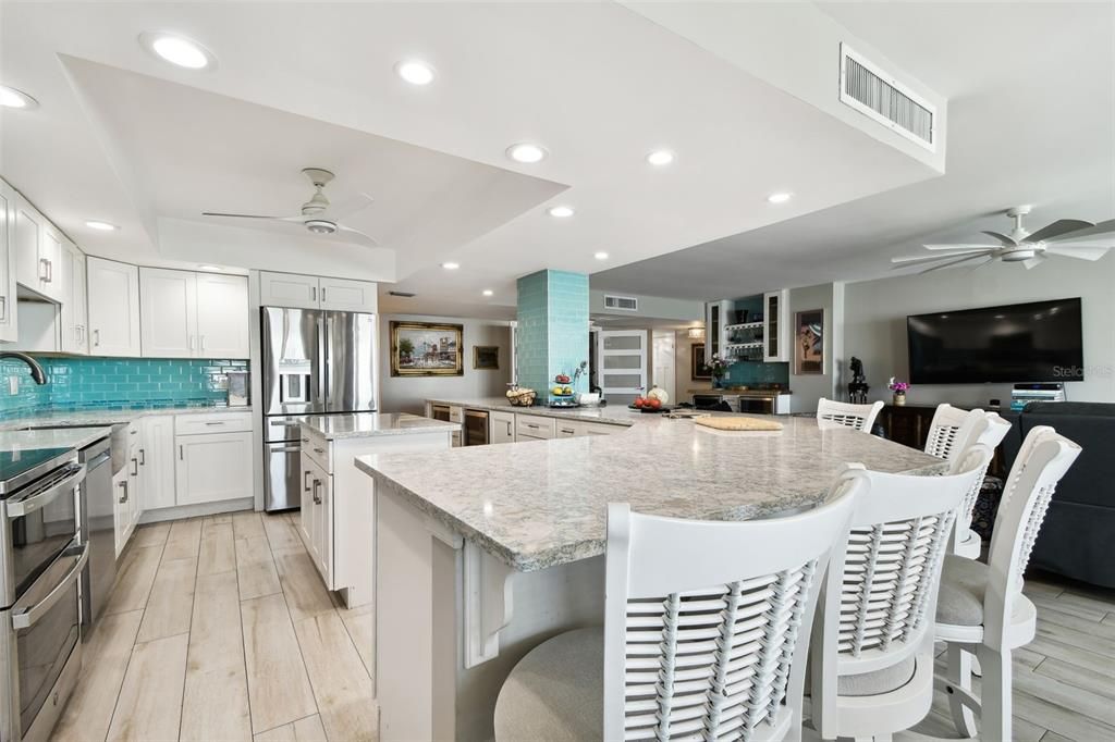 For Sale: $679,000 (3 beds, 2 baths, 2382 Square Feet)