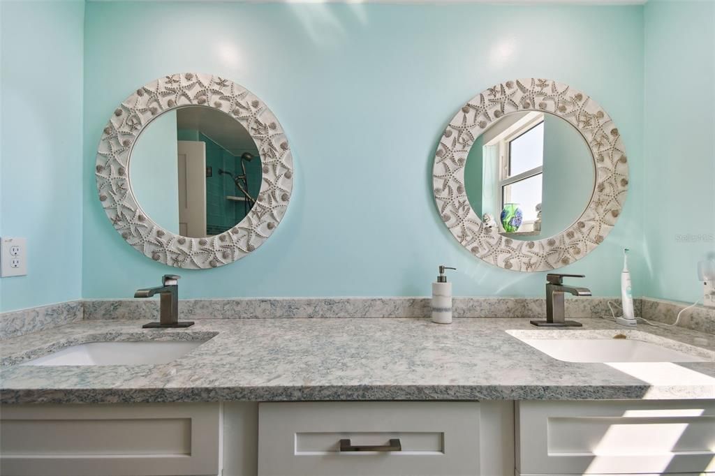 For Sale: $679,000 (3 beds, 2 baths, 2382 Square Feet)