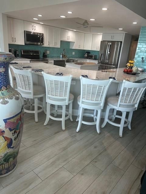 For Sale: $679,000 (3 beds, 2 baths, 2382 Square Feet)