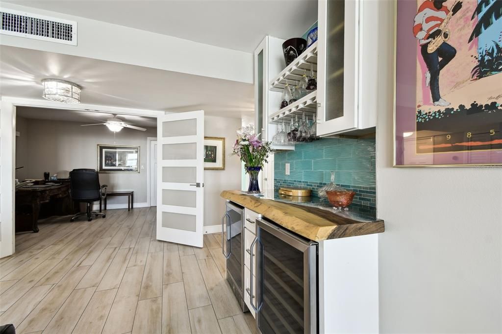 For Sale: $679,000 (3 beds, 2 baths, 2382 Square Feet)