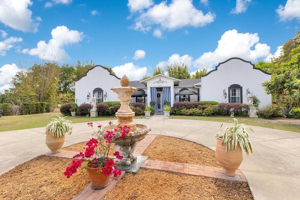 For Sale: $749,900 (3 beds, 3 baths, 2147 Square Feet)