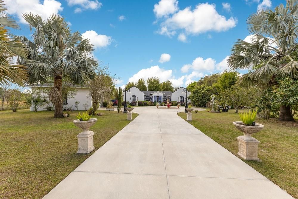 For Sale: $749,900 (3 beds, 3 baths, 2147 Square Feet)