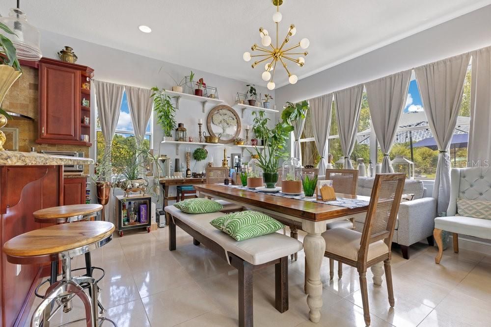 For Sale: $749,900 (3 beds, 3 baths, 2147 Square Feet)