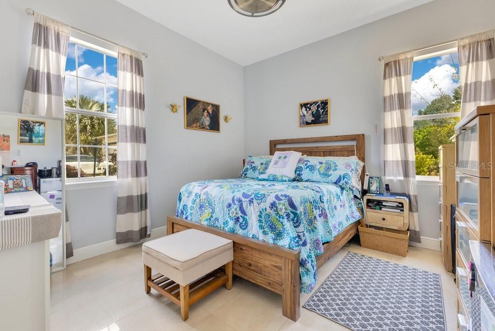 For Sale: $749,900 (3 beds, 3 baths, 2147 Square Feet)