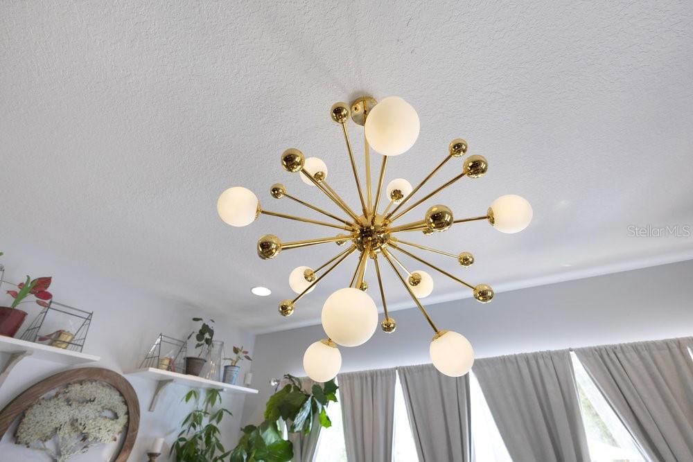 For Sale: $749,900 (3 beds, 3 baths, 2147 Square Feet)