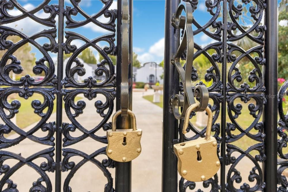 For Sale: $749,900 (3 beds, 3 baths, 2147 Square Feet)