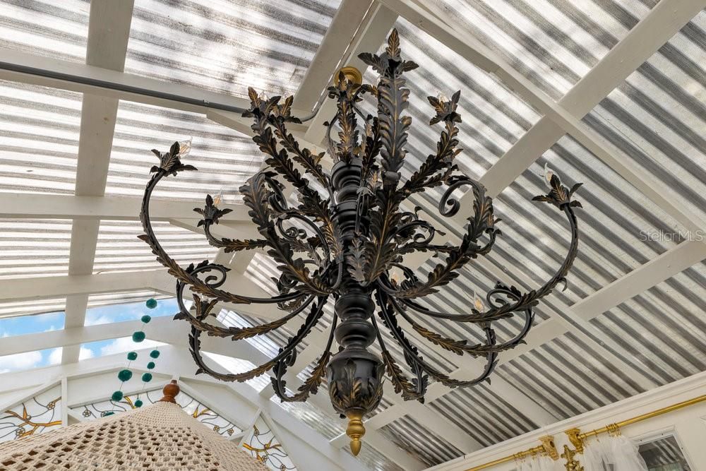 For Sale: $749,900 (3 beds, 3 baths, 2147 Square Feet)