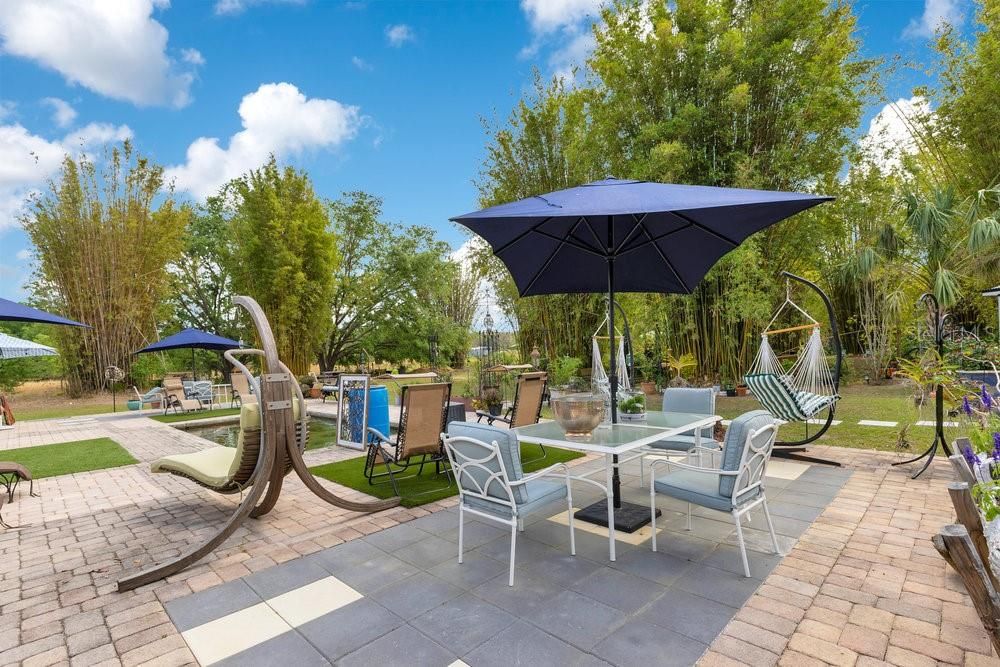 For Sale: $749,900 (3 beds, 3 baths, 2147 Square Feet)