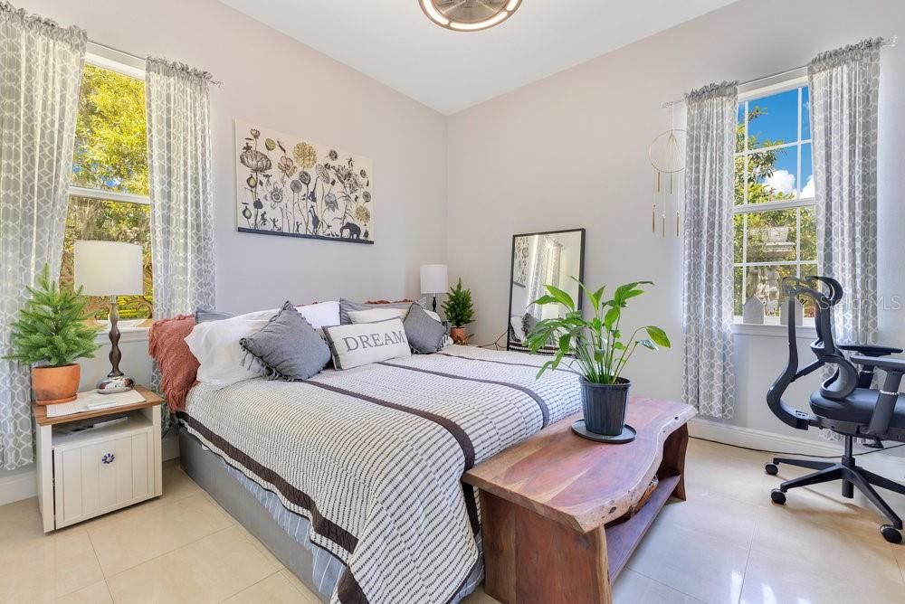 For Sale: $749,900 (3 beds, 3 baths, 2147 Square Feet)