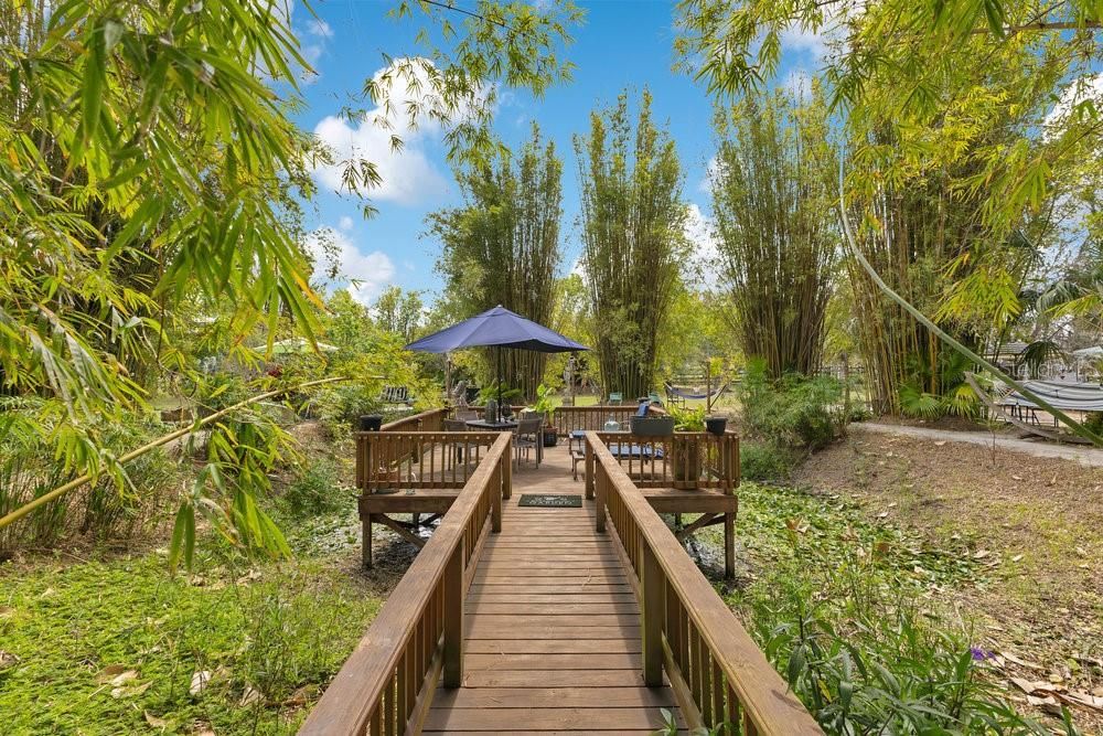 For Sale: $749,900 (3 beds, 3 baths, 2147 Square Feet)