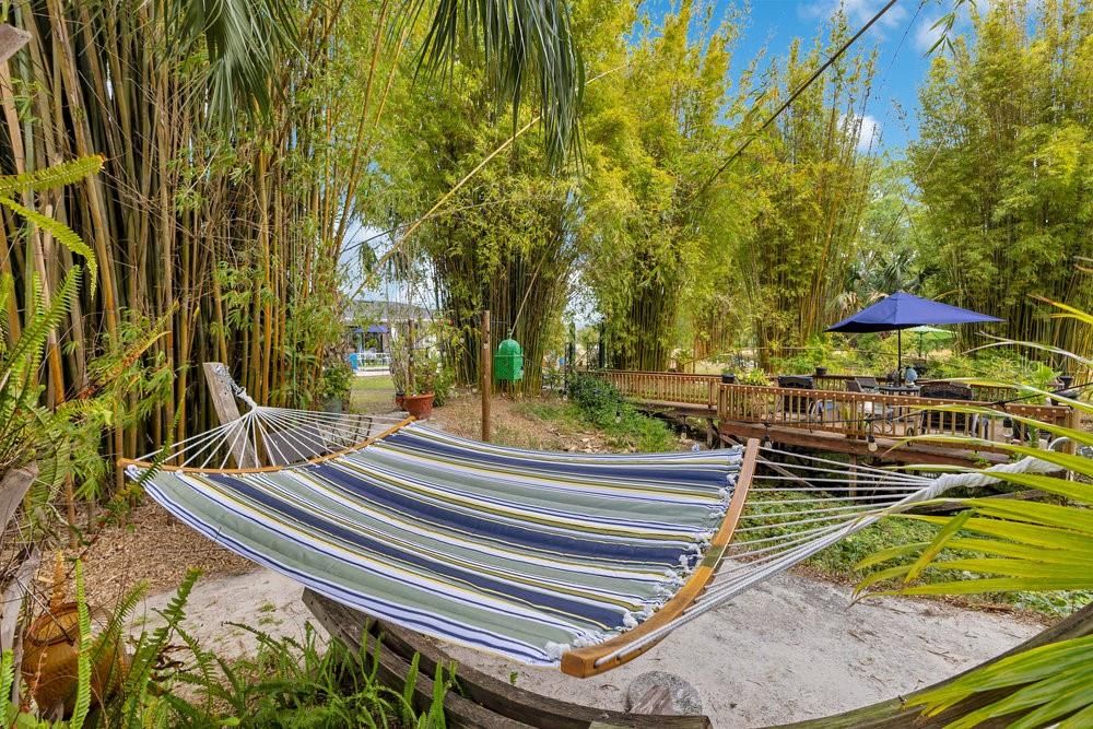 For Sale: $749,900 (3 beds, 3 baths, 2147 Square Feet)