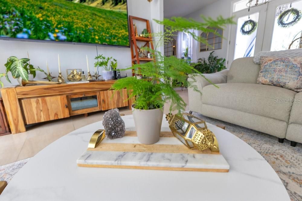 For Sale: $749,900 (3 beds, 3 baths, 2147 Square Feet)