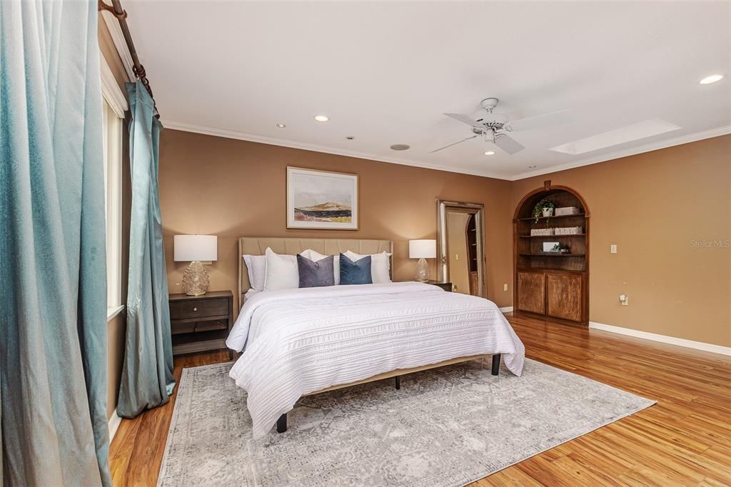 待售: $850,000 (4 贝兹, 3 浴室, 3450 平方英尺)