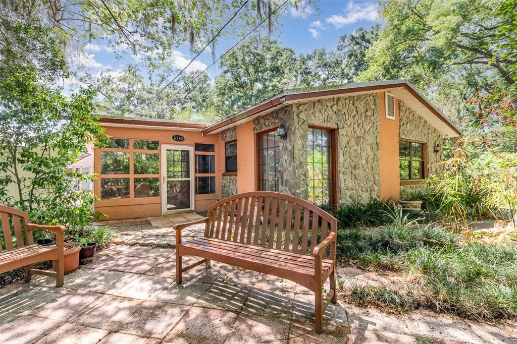 Vendido Recientemente: $180,000 (2 camas, 1 baños, 1152 Pies cuadrados)