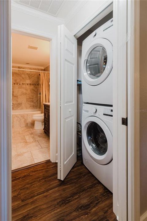For Sale: $224,500 (2 beds, 2 baths, 1283 Square Feet)