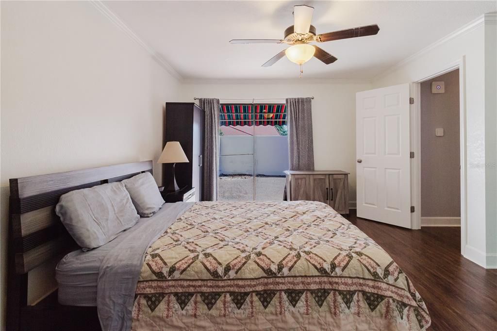 For Sale: $224,500 (2 beds, 2 baths, 1283 Square Feet)