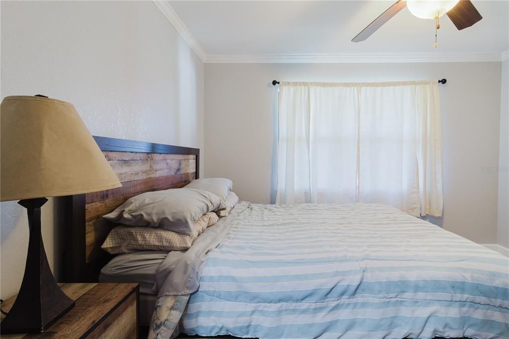 For Sale: $224,500 (2 beds, 2 baths, 1283 Square Feet)