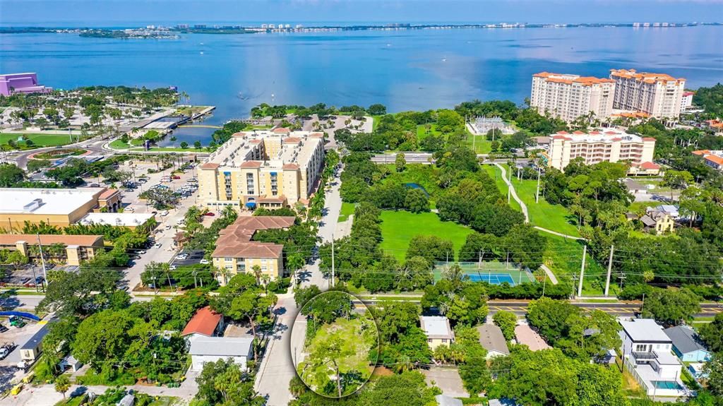 Недавно продано: $379,000 (0.14 acres)