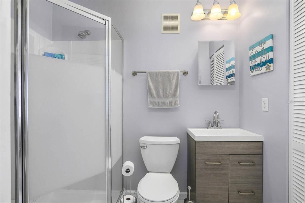 待售: $499,000 (4 贝兹, 3 浴室, 2569 平方英尺)