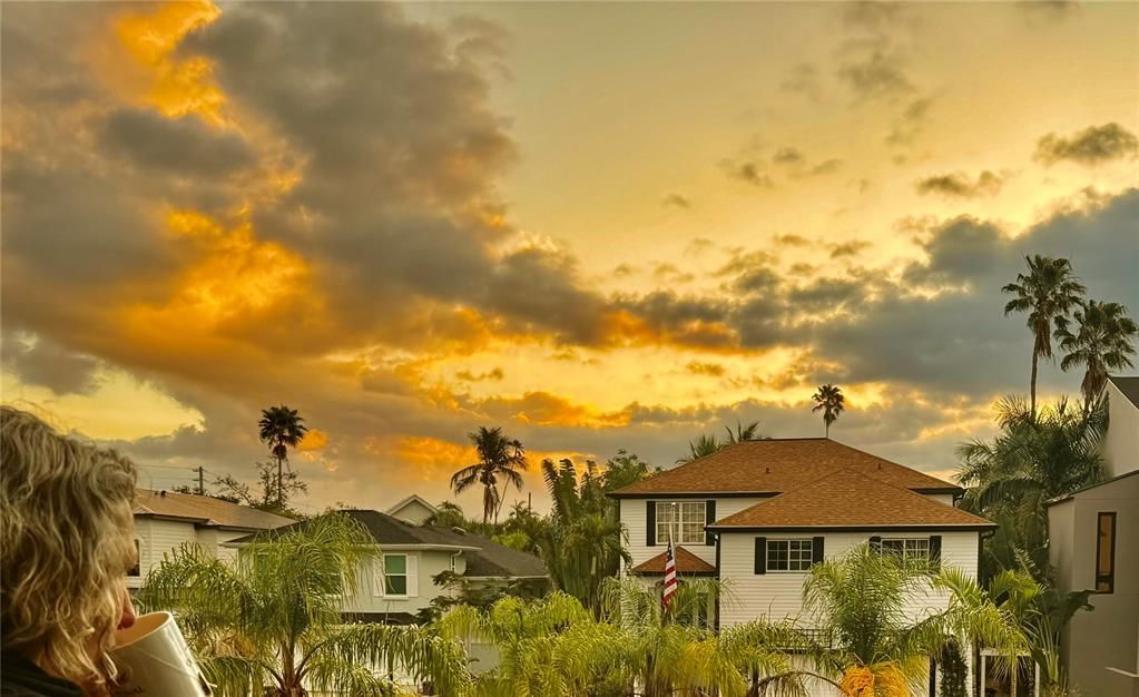 待售: $499,000 (4 贝兹, 3 浴室, 2569 平方英尺)