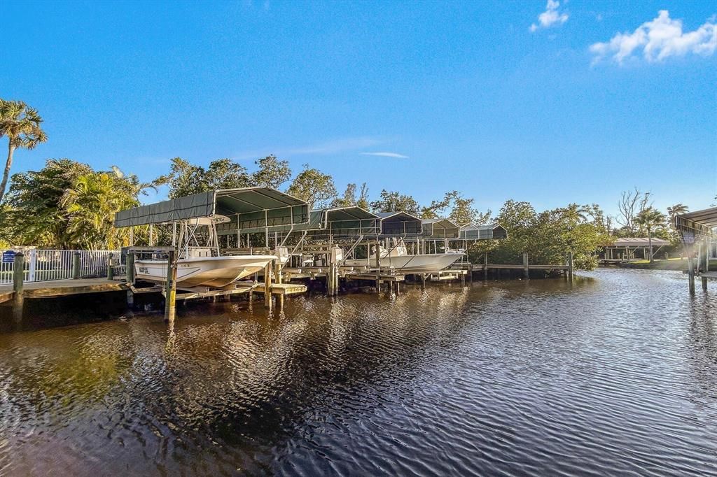 待售: $499,000 (4 贝兹, 3 浴室, 2569 平方英尺)