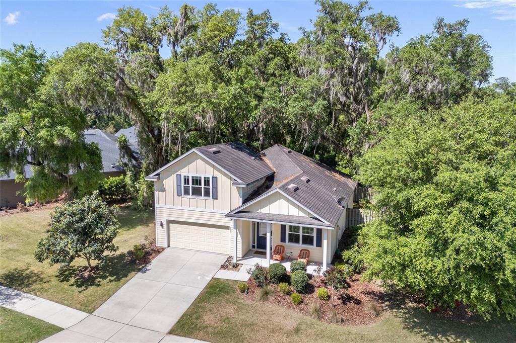 合同活跃: $389,900 (4 贝兹, 3 浴室, 2046 平方英尺)