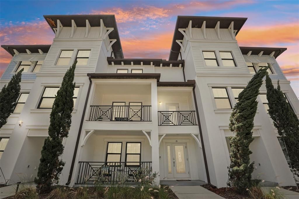 Recently Sold: $799,999 (4 beds, 3 baths, 2228 Square Feet)