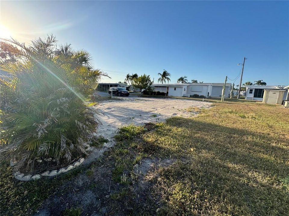 For Sale: $59,990 (0.09 acres)