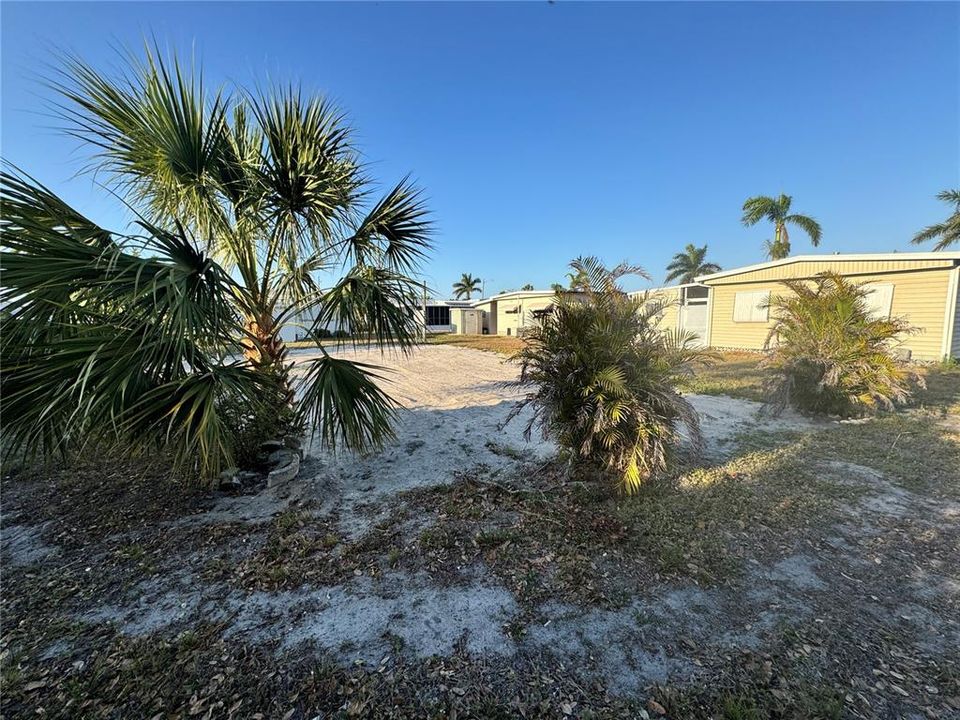 For Sale: $59,990 (0.09 acres)