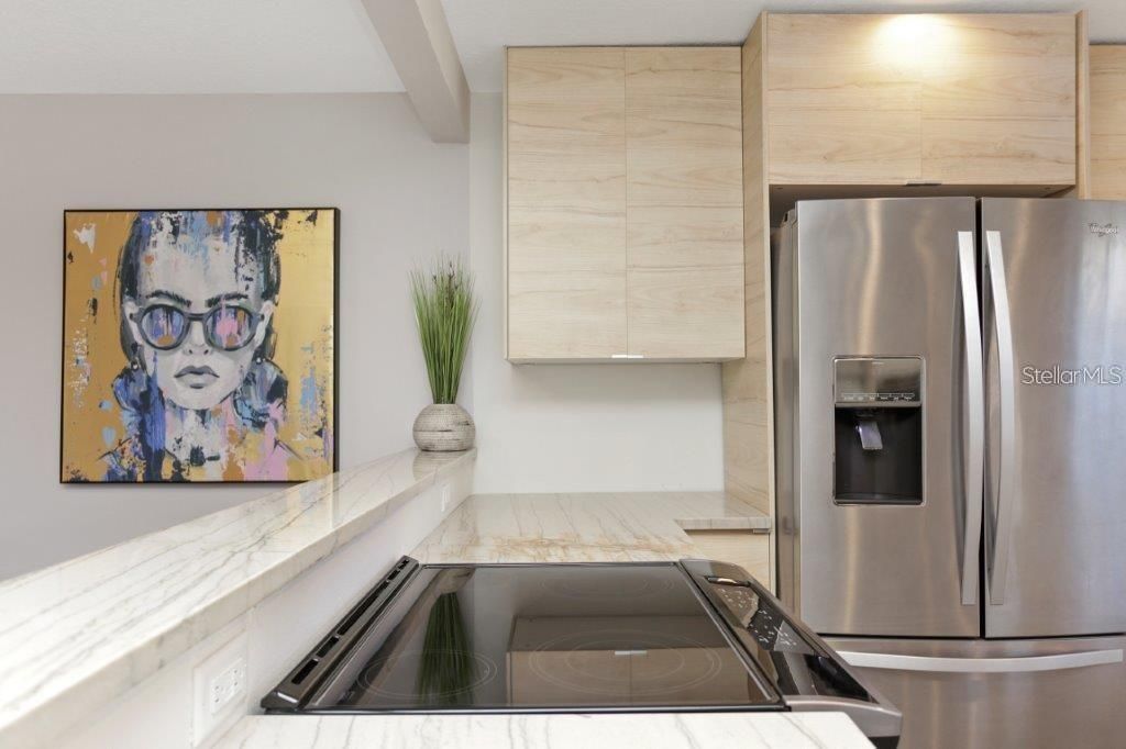 En Venta: $214,900 (2 camas, 2 baños, 1031 Pies cuadrados)