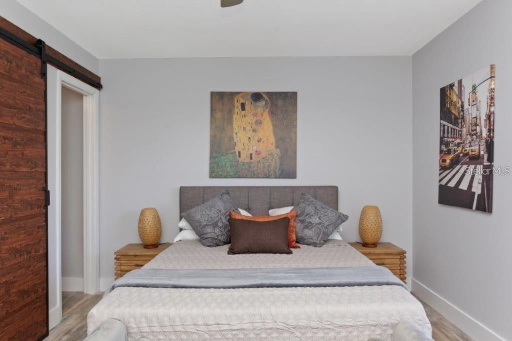 En Venta: $214,900 (2 camas, 2 baños, 1031 Pies cuadrados)