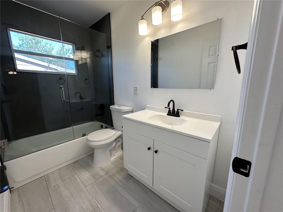 En Venta: $374,000 (3 camas, 2 baños, 1348 Pies cuadrados)