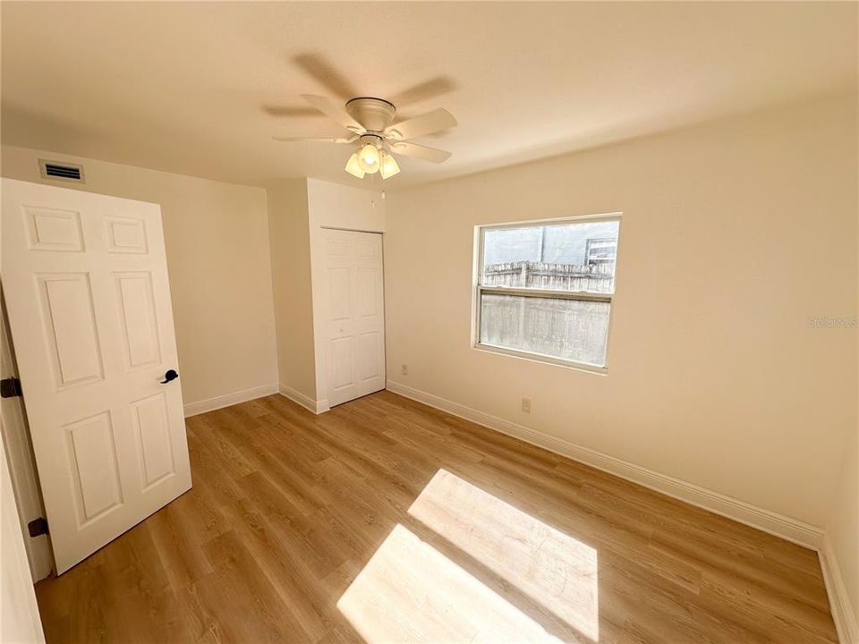 En Venta: $374,000 (3 camas, 2 baños, 1348 Pies cuadrados)