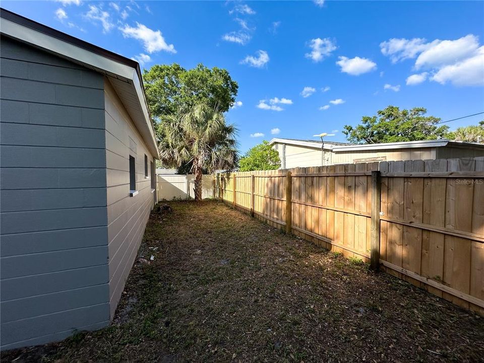 En Venta: $374,000 (3 camas, 2 baños, 1348 Pies cuadrados)