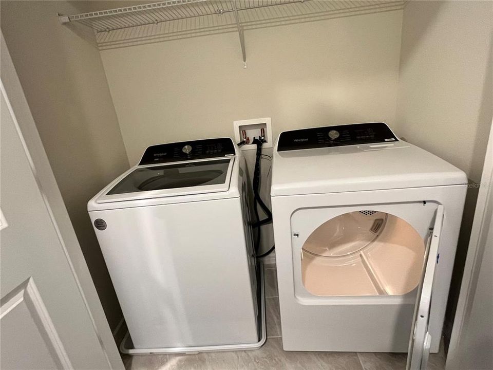 Под контрактом: $2,000 (3 спален, 2 ванн, 1699 Квадратных фут)