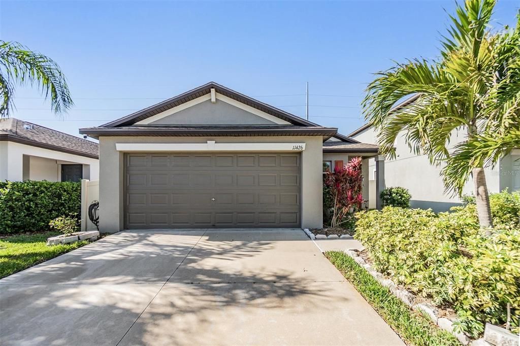 Recently Sold: $340,000 (3 beds, 2 baths, 1451 Square Feet)