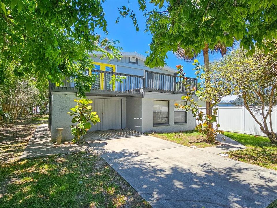 Vendido Recientemente: $479,000 (2 camas, 2 baños, 1360 Pies cuadrados)