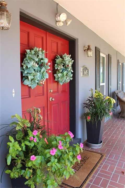 For Sale: $335,000 (3 beds, 2 baths, 1645 Square Feet)