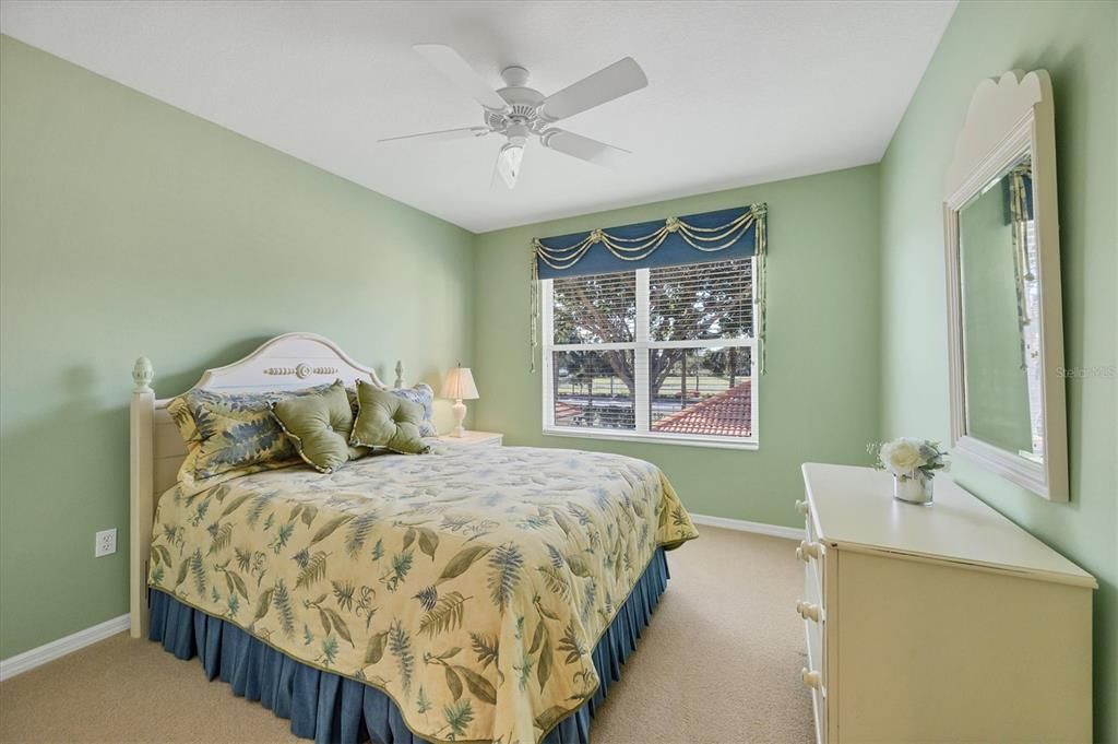 For Sale: $325,000 (2 beds, 2 baths, 1637 Square Feet)