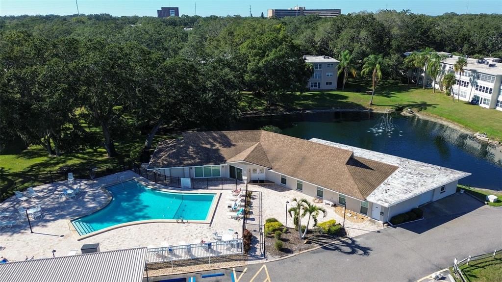 For Sale: $137,000 (1 beds, 1 baths, 760 Square Feet)