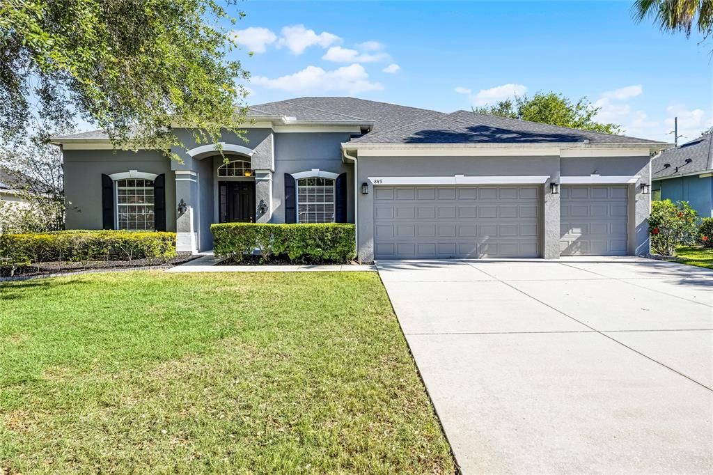 Recently Sold: $650,000 (5 beds, 3 baths, 2620 Square Feet)