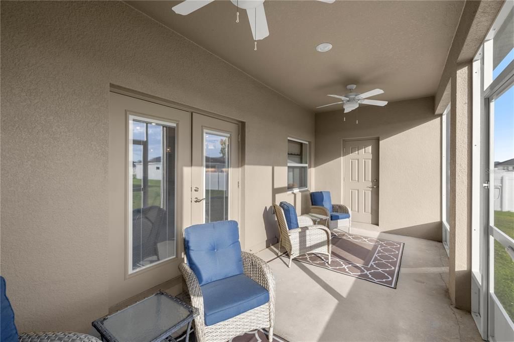 En Venta: $399,000 (5 camas, 3 baños, 2555 Pies cuadrados)