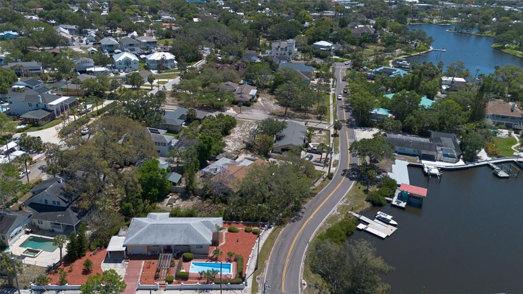 Под контрактом: $599,000 (3 спален, 2 ванн, 1721 Квадратных фут)