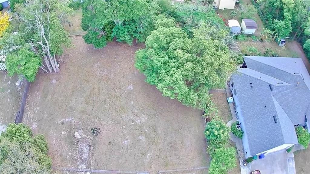 待售: $225,000 (0.29 acres)